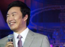 费玉清讲笑话,笑谈人生，乐在言中