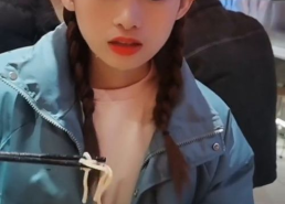 小孩和小姐姐做av,小孩与小姐姐的AV奇遇