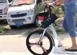 小姐姐代步视频大全,小姐姐们的时尚代步视频大盘点